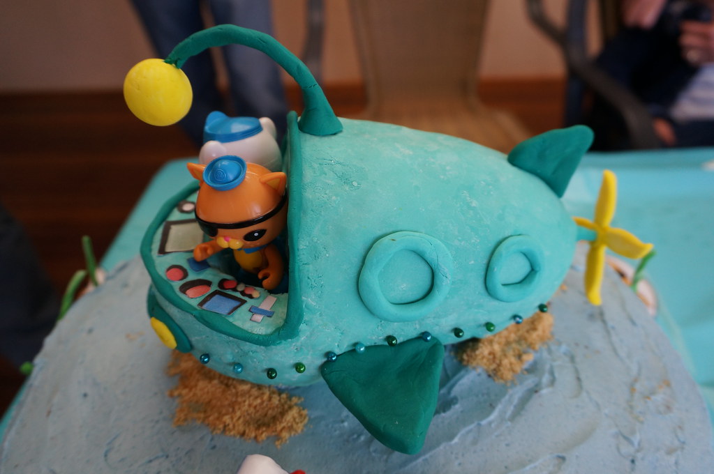 elegant 60th birthday cake